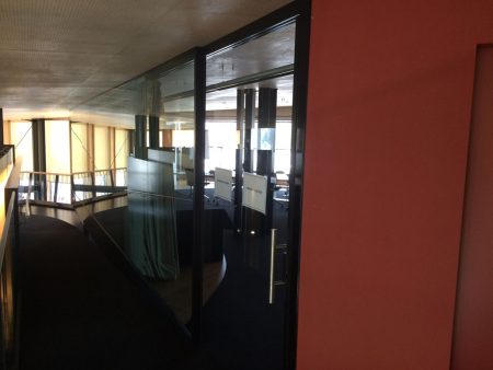 Paroi en verre pour un bureau - Vitrerie DAVID Sàrl - Yverdon-les-Bains